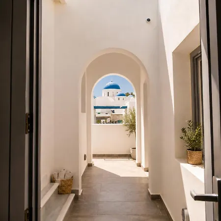 Economy Cozy Aparthotel Perissa (Santorini)
